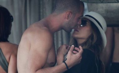 Para dy vite me futbollistin shqiptar, sivjet Nicole për pushime puthet me tenistin bullgar (Foto)