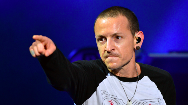 Vetëvritet këngëtari i bendit “Linkin Park”, Chester Bennington