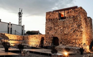 Gërguri: Është e pavërtetë e madhe që Kalaja e Vushtrrisë është shndërruar në restorant