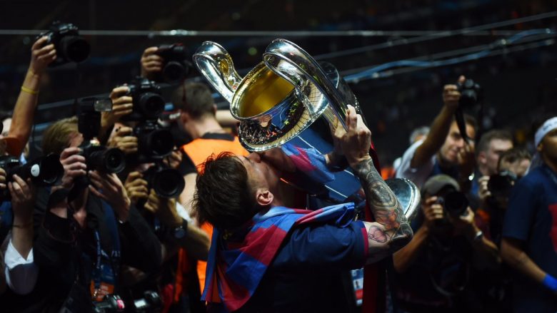 Debutoi 13 vite më parë, sot rinovoi – Lionel Messi, simboli i besnikërisë dhe përkushtimit Blaugran, ikonë e futbollit!
