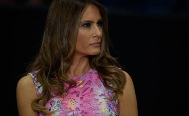 Fustani 1.8 mijë dollarë i Melania Trump u tërhoqi vëmendjen të gjithëve për këtë detaj