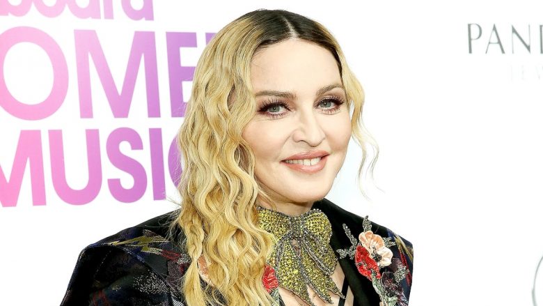 Madonna ofendon rëndë Whitney Houstonin dhe Sharon Stonen