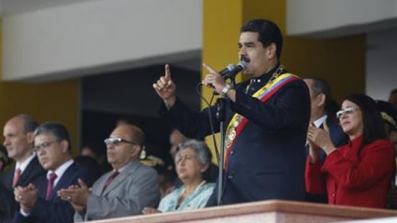 Maduro përshëndet dërgimin e liderit të opozitës në arrest shtëpiak