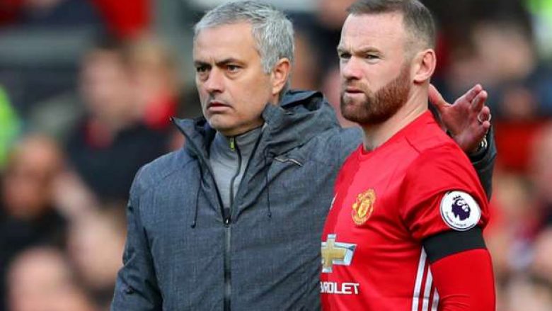 Mourinho: E ndjeva obligim të pranojë largimin e Rooneyt drejt Evertonit