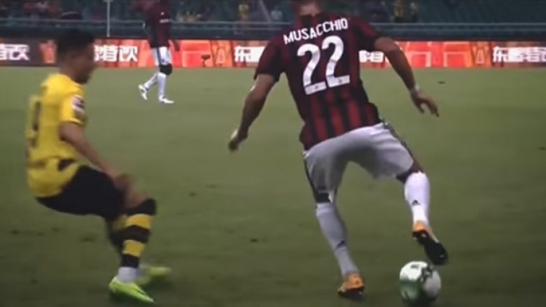Musacchio ua fitoi zemrat tifozëve me lëvizjet e tij duke i turpëruar lojtarët e Dortmundit (Video)