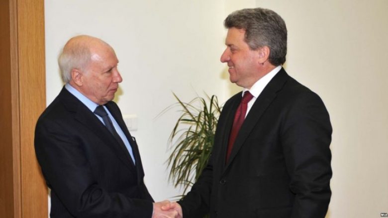 Ivanov në takim me Nimetz: Nevojitet respektim i kornizave të bisedimeve