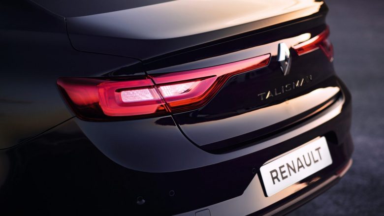 Renault kalon VW dhe Toyota, bëhet prodhuesi më i madh i makinave në botë