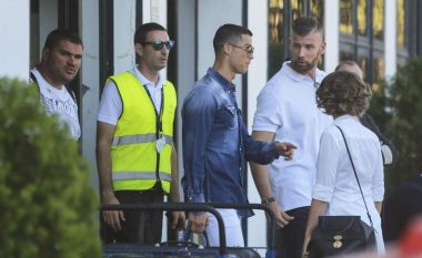 Cristiano Ronaldo fillon pushimet, por çfarë po ndodh me fytyrën e Georgina Rodriguezit (Foto)