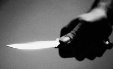 Podujevë, vajza sulmon nënën me thikë