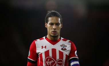 Liverpooli me oferta të reja për Van Dijk dhe Lemar