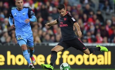 Xhaka falënderon tifozët pas ndeshjes së parë para sezonale (Foto)