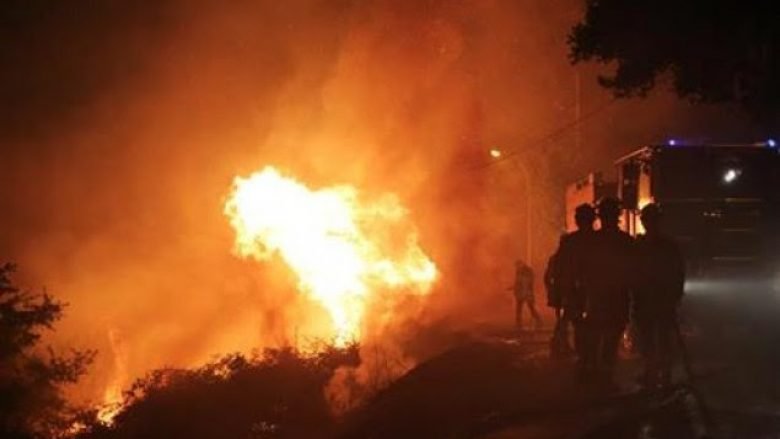 Francë, për shkak të zjarrit evakuohen 10 mijë njerëz