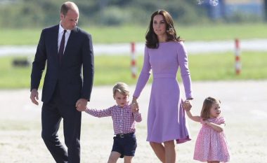 Përse Familja Mbretërore nuk udhëton askund pa marrë me vete kostum të zi
