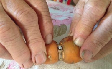 E humbi para 13 vjetësh, brenda unazës së martesës kishte mbirë një karotë (Foto/Video)