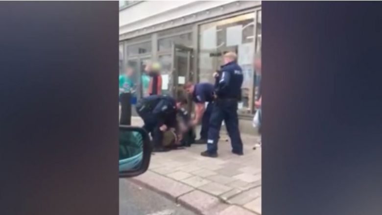 Momenti kur policia finlandeze arreston të dyshuarin për vrasjen e dy personave (Video)