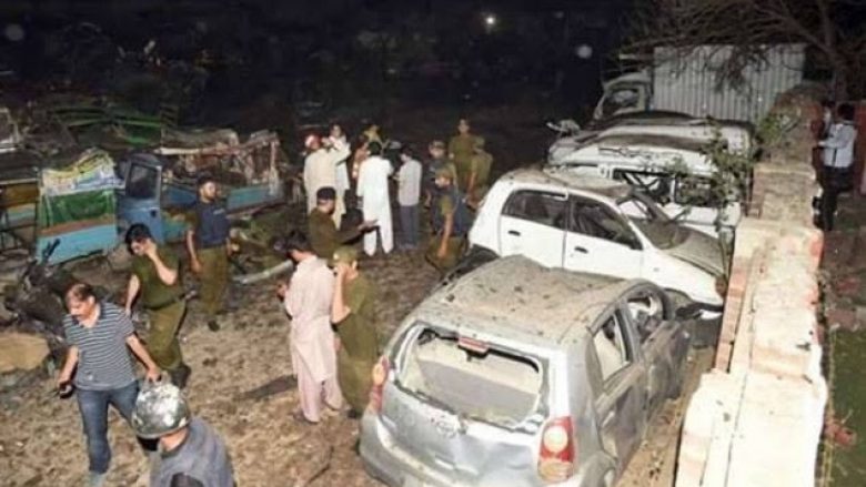 Shpërthim i fuqishëm në Pakistan, 34 të lënduar