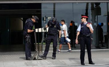 Spanjë, rriten masat e sigurisë pas sulmeve