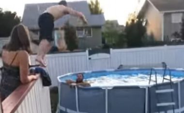 Deshi të kërcej në pishinë, por e pësoi keq (Video, +16)