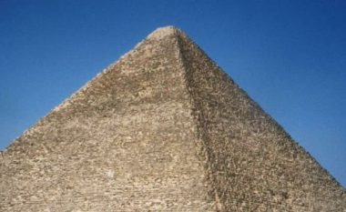 Arkeologët zbulojnë dhomën sekrete në Piramidën e Madhe (Foto)