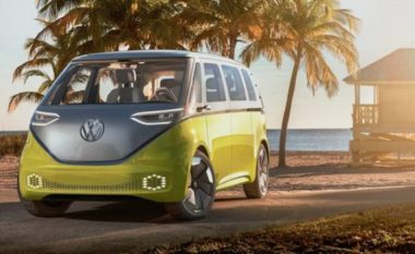 Rikthehet “minibusi” legjendar i Volkswagen: Vetura e preferuar e hipikëve sërish në treg me dizajn të ri (Foto)