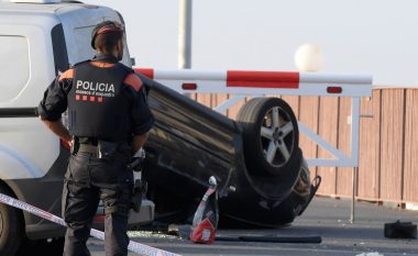 Vrasja e pesë sulmuesve në Spanjë, policia thotë se rripat e eksplozivit ishin të rremë!