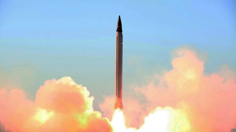 Izraeli: Irani po ndërton fabrikë për prodhimin e raketave në Siri