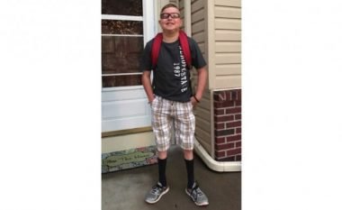 Djali që iu nënshtrua transplantit në zemër, vdes ditën e parë të shkollës