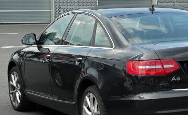 E bëri veturën “Audi” copa-copa dhe e shiti, më pas shqiptari e shpalli si të vjedhur