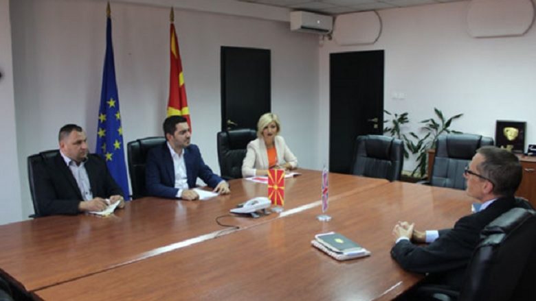 Garrett: Shprehim dëshirë për të thelluar bashkëpunimin ekonomik me Maqedoninë