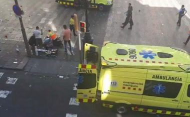 Nëna e terroristit të sulmit të Barcelonës: Djali të burgoset ose të vdesë