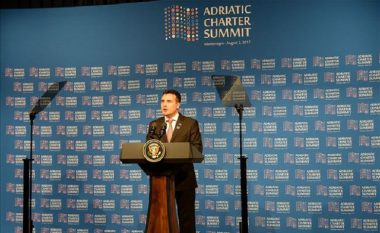 Zaev: Pres që Maqedonia të jetë anëtarja e 30-të e NATO-s