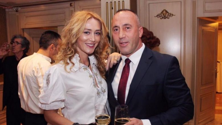 Anita Haradinaj prezanton motrën të cilën nuk e ka njohur publiku (Foto)