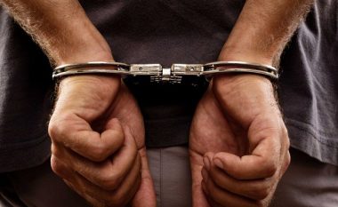 Arrestohet një person i dyshuar për “kontrabandë me mallra ”