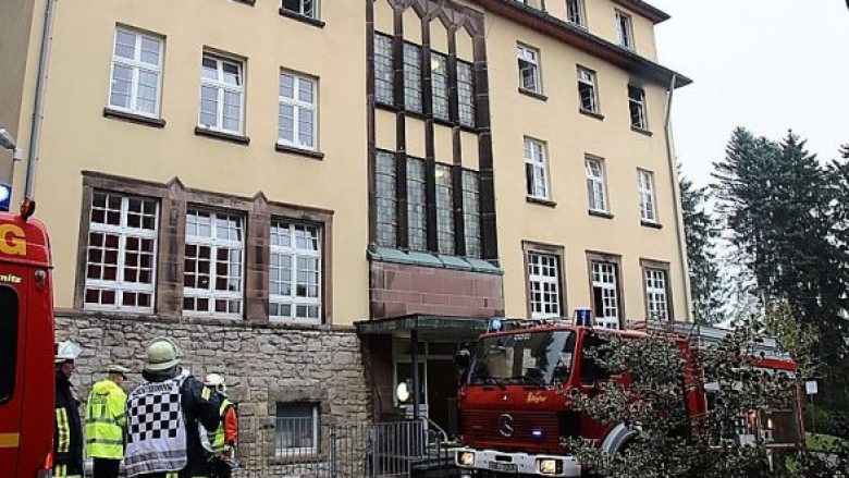 Shqiptarja e mbytur nga zjarri, kishte dashur të mbyste veten