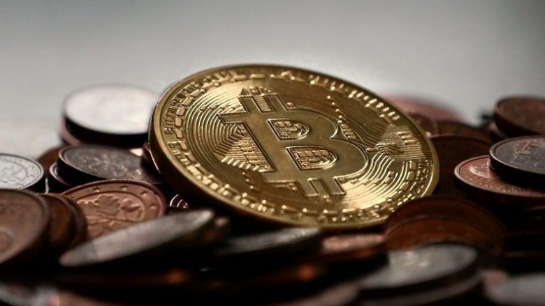 Paguan me bitcoin për të vrarë të dashurin