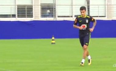 Coutinho stërvitet me Brazilin, duket në top formë (Foto/Video)