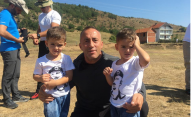 Haradinaj në ecje tradicionale për nder të dëshmorit Rahim Beqiri “Roki” (Foto)