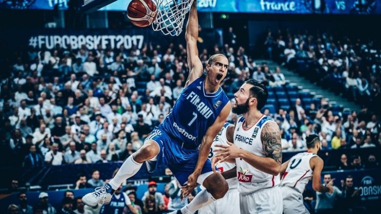 Eurobasket, Finlanda befason këndshëm Francën