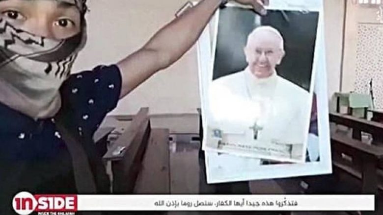 ISIS kërcënon Papën: Do të vijmë në Romë, mbajeni mend!