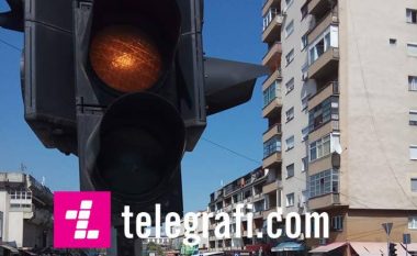 ”Dikush duhet të vdesë dhe atëherë të rregullohen semaforët dhe vizëbardhat në Tetovë” (Foto/Video)