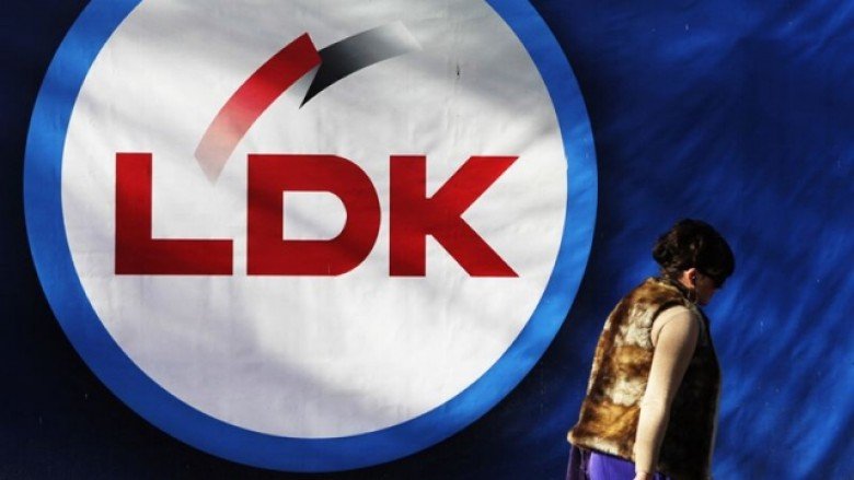 Deputetët e LDK-së dënojnë sulmin fizik ndaj bashkëshortes se Blerand Stavilecit