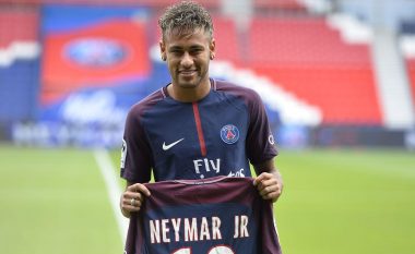 Neymar nuk do të mund të luajë në ndeshjen e parë sezone të PSG-në