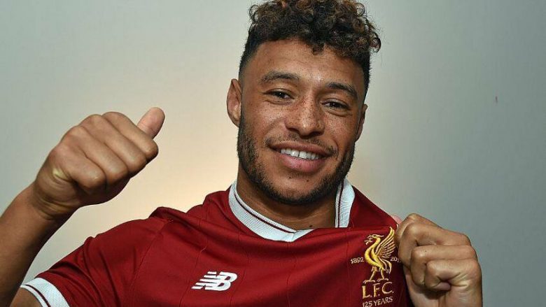 Alex Oxlade-Chamberlain me fanellë të Liverpoolit, pritet vetëm zyrtarizmi (Foto)