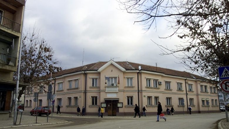 Komuna e Podujevës dënon aktin e dëmtimit të pronës publike