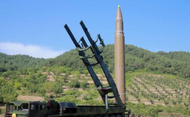 Koreja Veriore kërcënon me sulm raketor kundër SHBA-ve