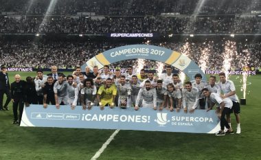Reali në festë, Ramos ngrit trofeun e Superkupës (Foto/Video)