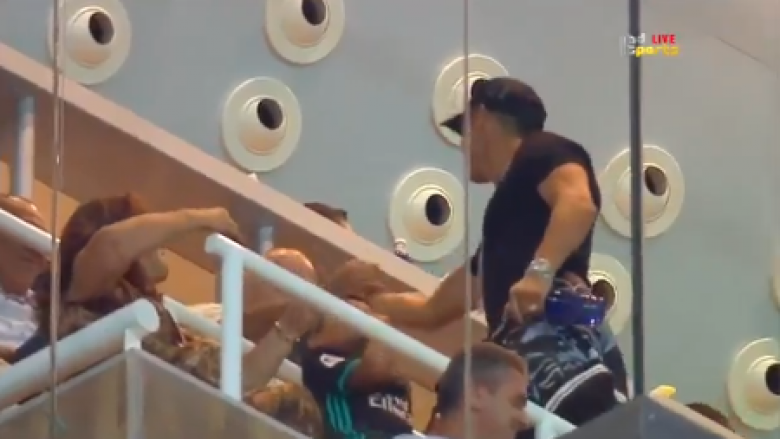 Reagimi i çuditshëm i Ronaldos pas golit të dytë, nuk e festoi fare? (Video)