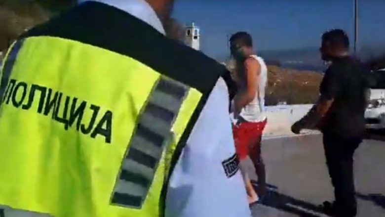 Policët maqedonas kontrollojnë aksin Sarandë – Ksamil, shoferët u binden pa bërë zë (Video)