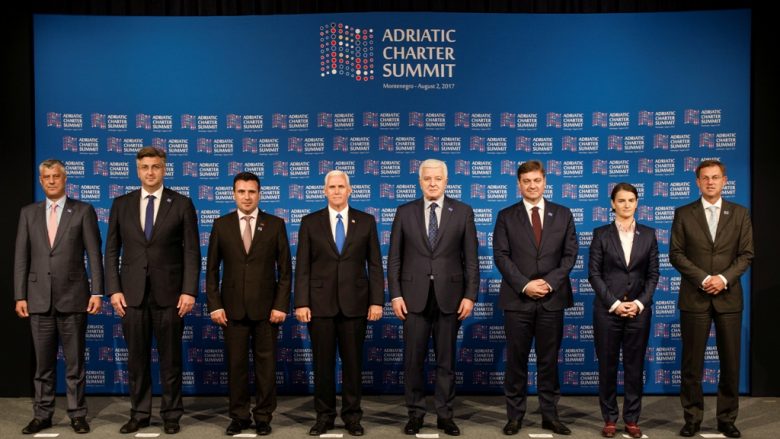 Pse mungoi Rama në foton zyrtare në Samitin e Kartës së Adriatikut?