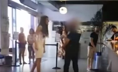 Turistja seksi në “luftë” me policin, deshi ta arrestonte duke e akuzuar për vjedhje (Video)